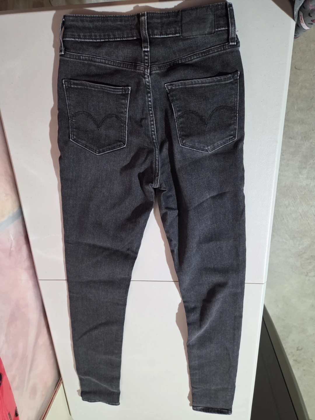 Levi's 721 High Rise Skinny Jeans - Black - Size 26 - photo 2
