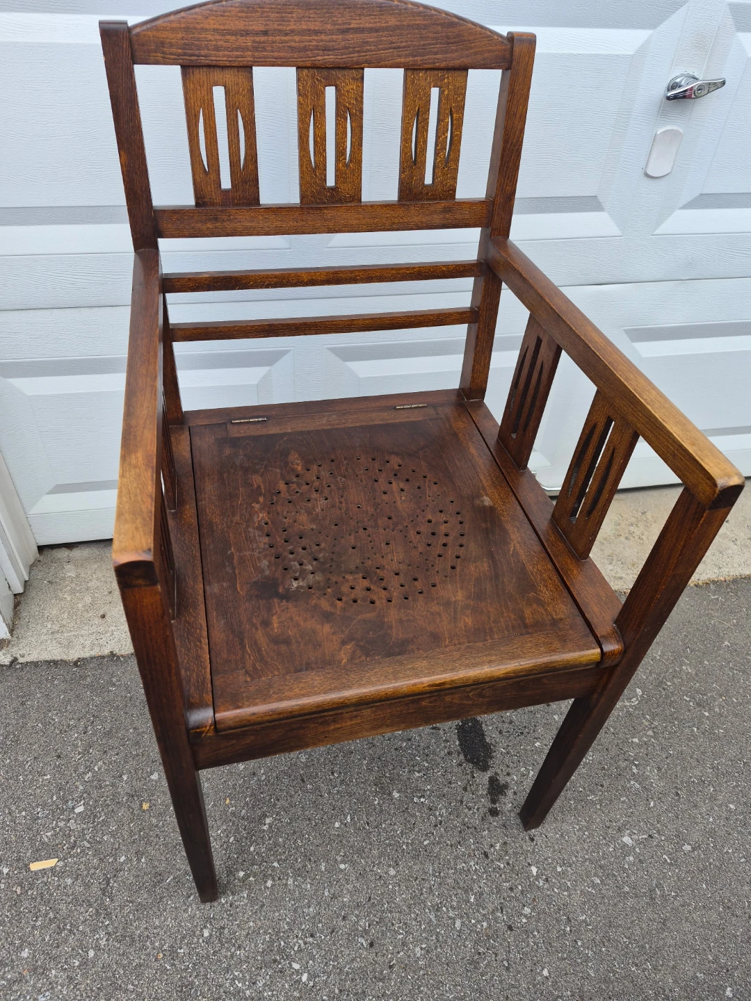 Antique Wooden Chamber Pot Chair - photo 5