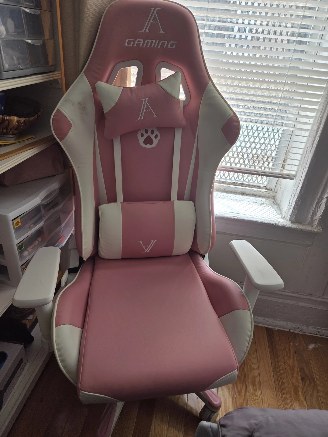 Pink Gaming Chair with Lumbar and Neck Pillows - photo 2