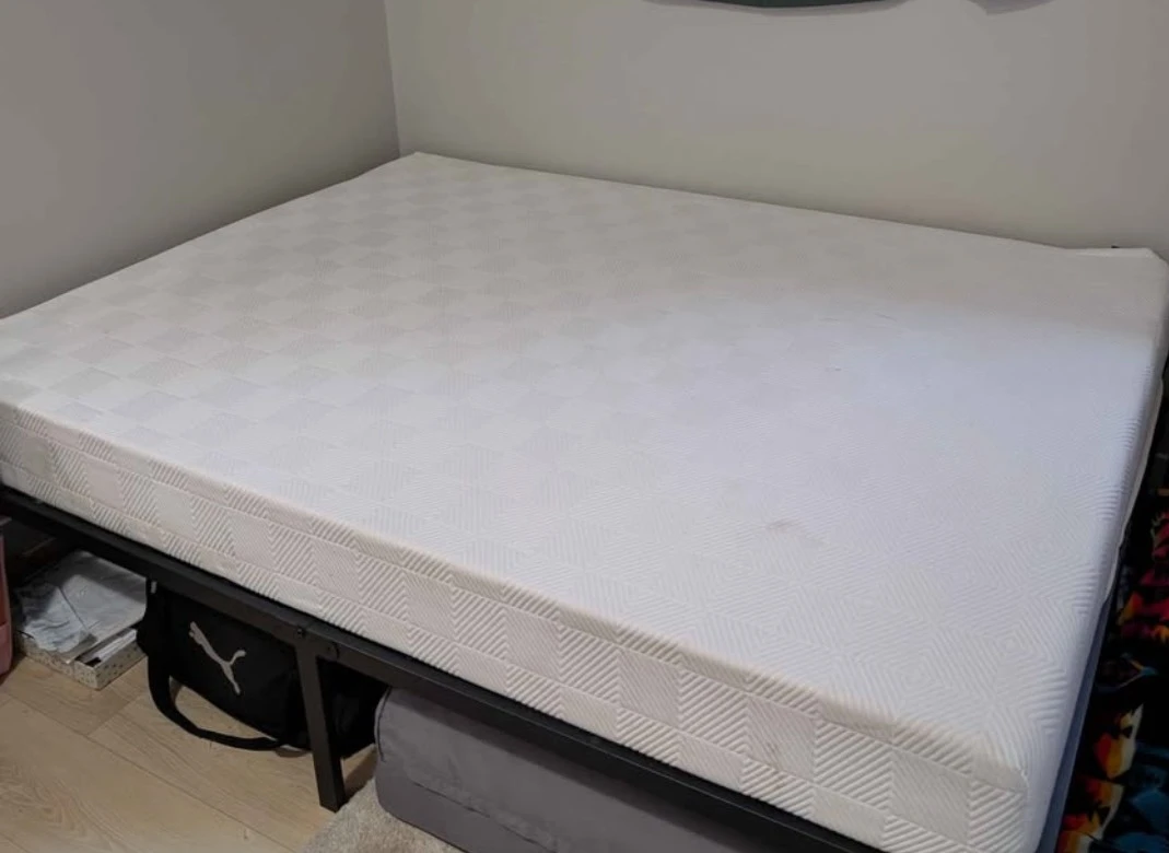 Queen Size Gel Memory Foam Mattress - photo 3
