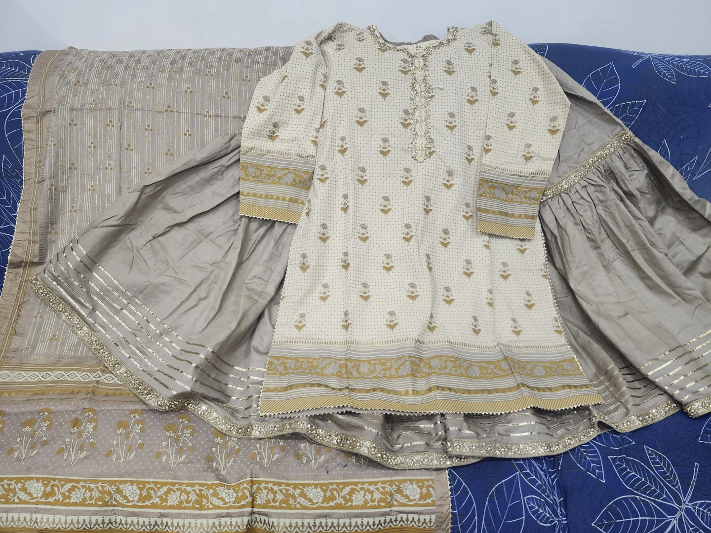Block print shirt Duppatta with gharrara. - photo 2