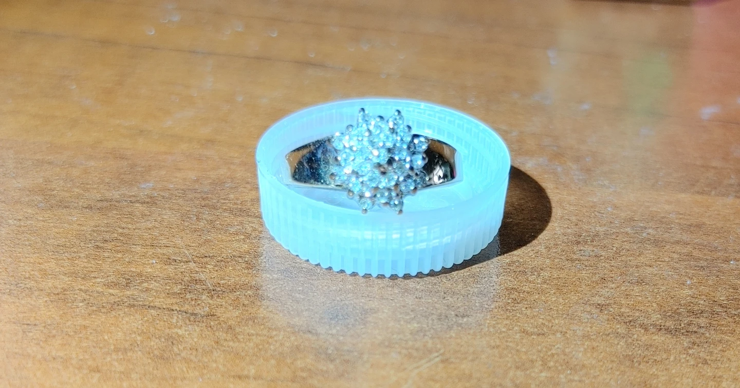 Gold Diamond Cluster Ring