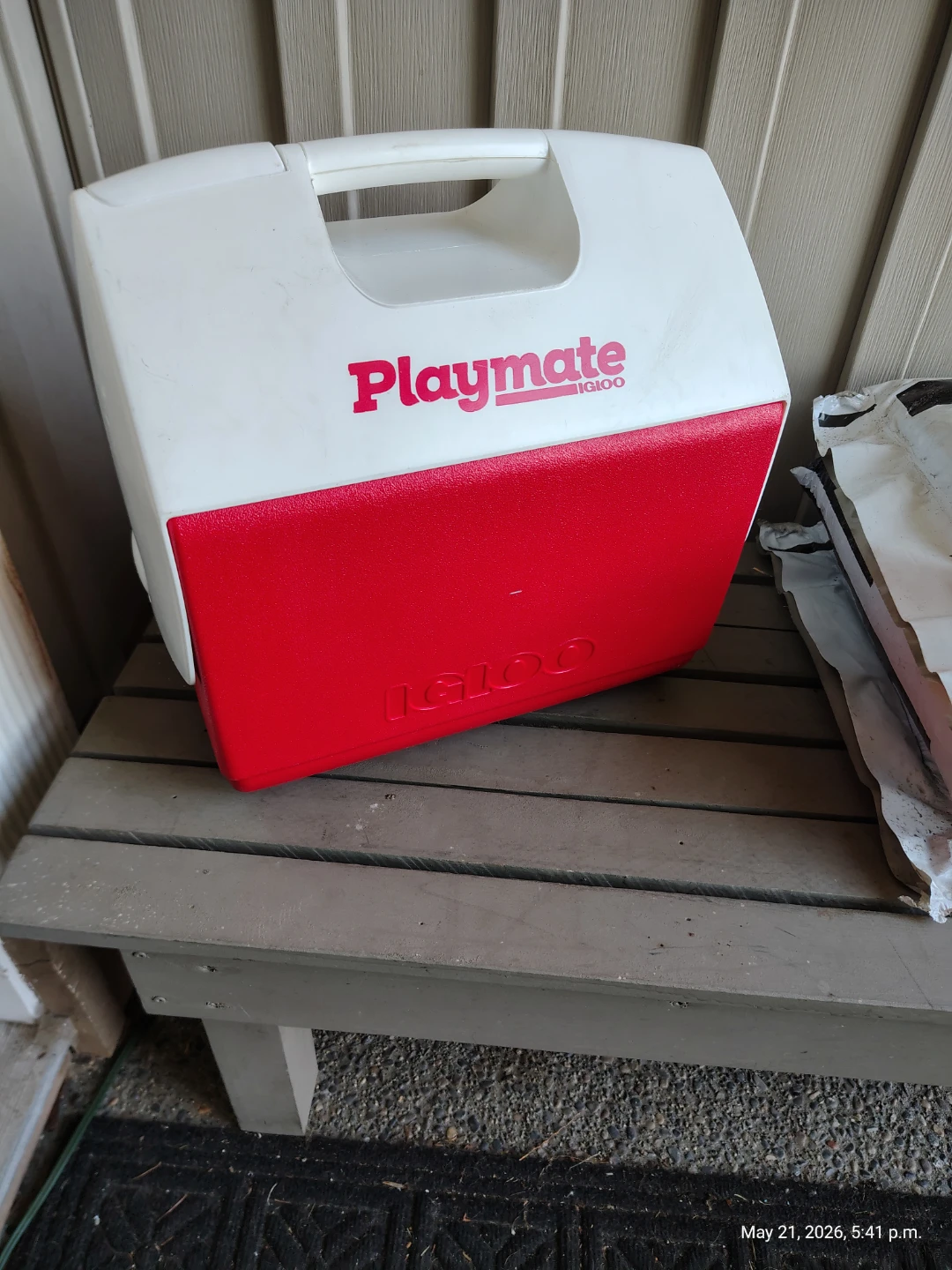 IGLOO Playmate 16qt Picnic Cooler
