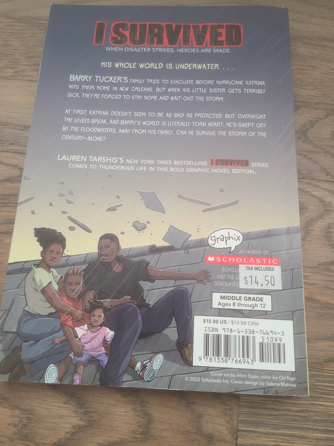I Survived: Hurricane Katrina, 2005 Graphic Novel - photo 2