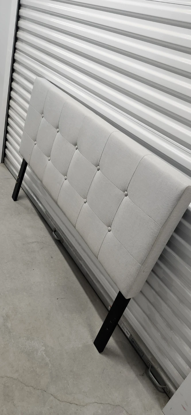 Queen size headboard - photo 2