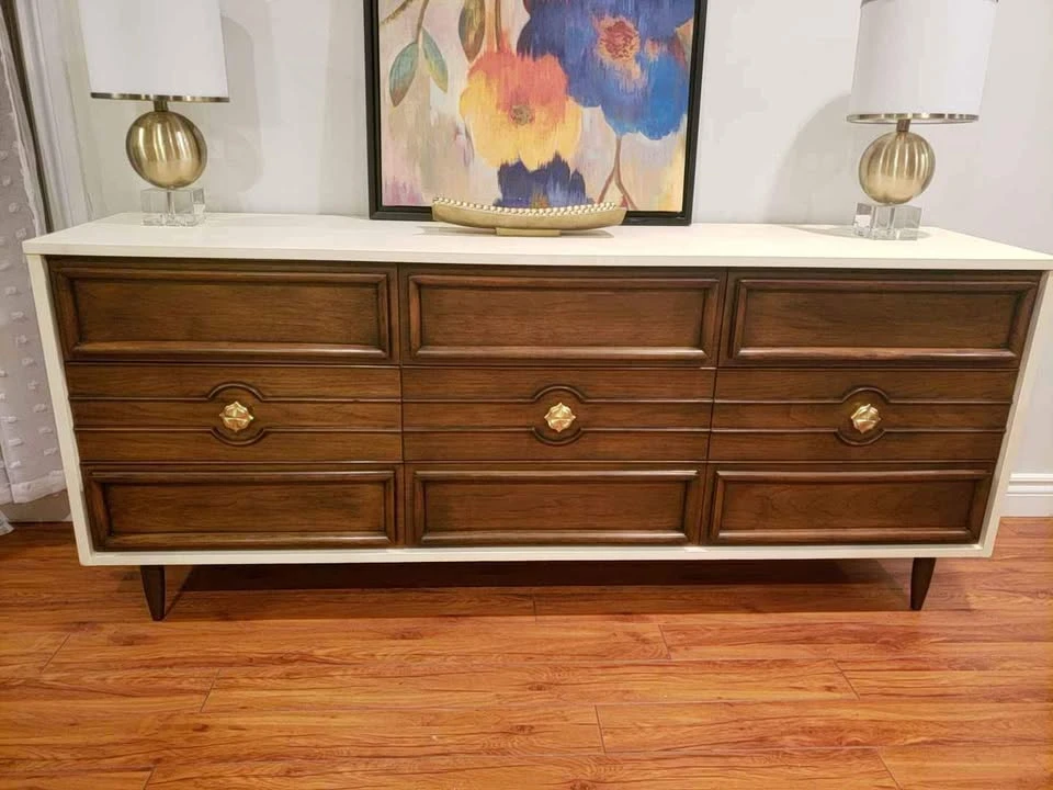 Mid-century Modern 9-Drawer Dresser