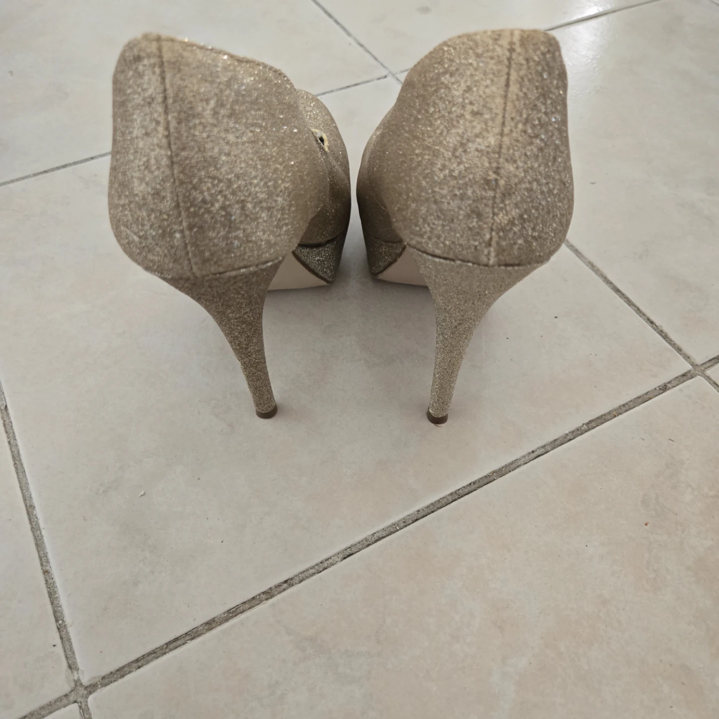 Steve Madden TRASH Glitter Platform Heels Size 8 Gold - photo 2