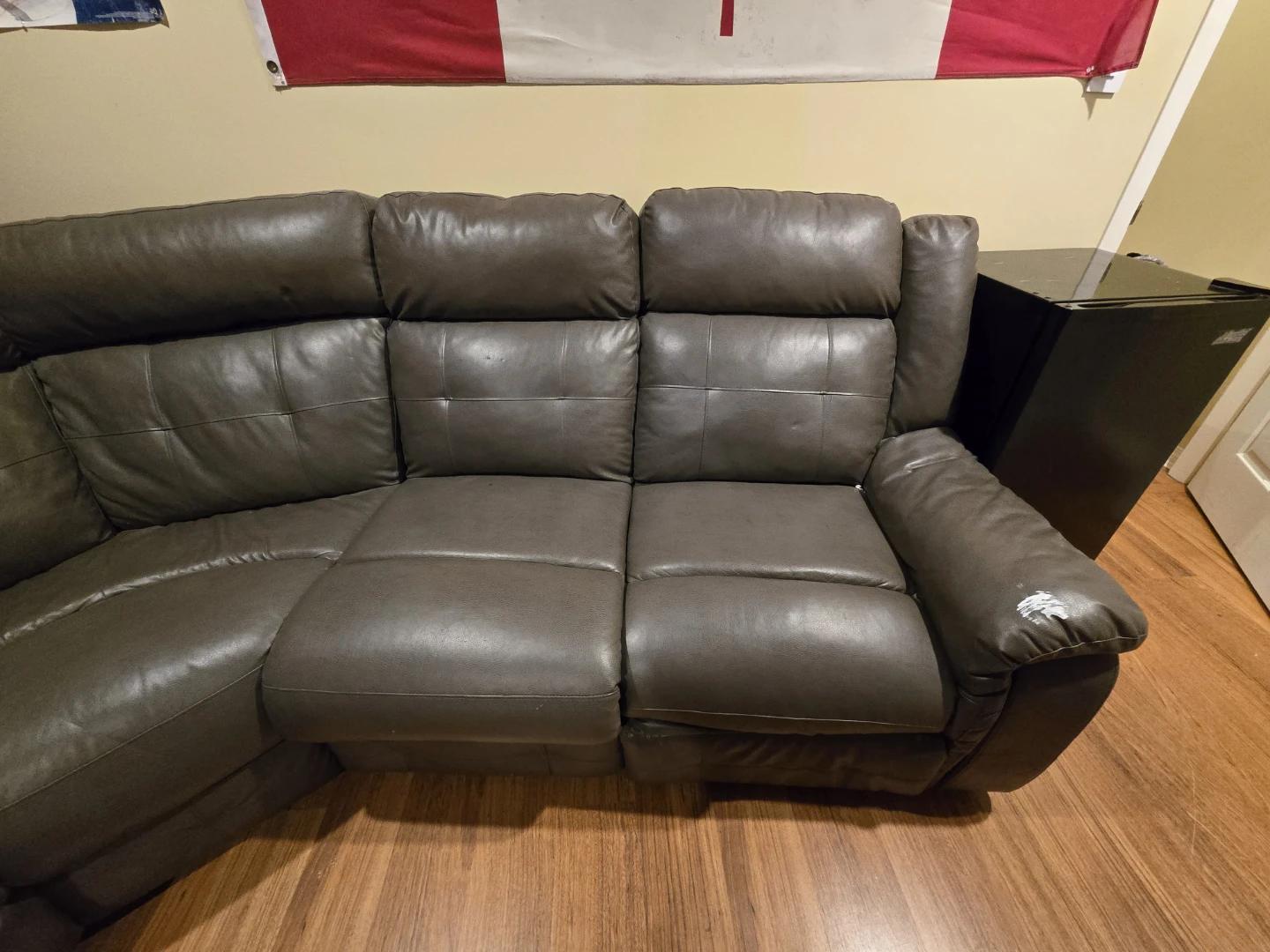 Sectional Recliner Sofa with Cup Holders - photo 2
