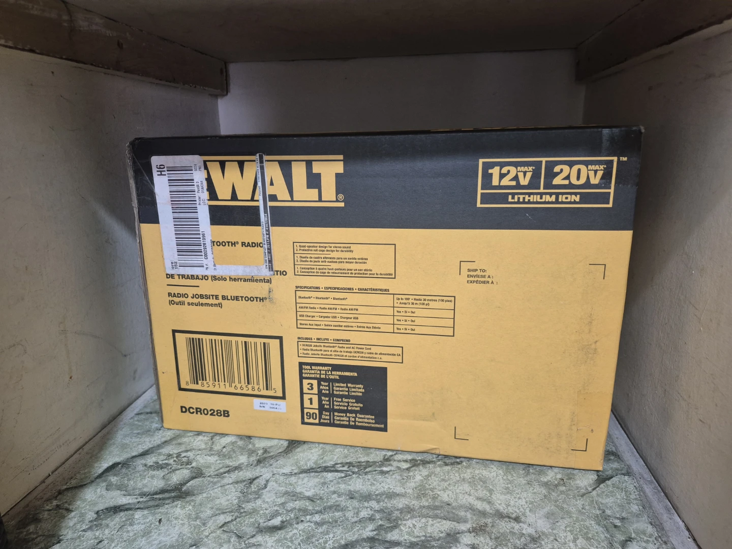 DeWalt 12V/20V MAX Cordless Jobsite Bluetooth Radio DCR028B - photo 2