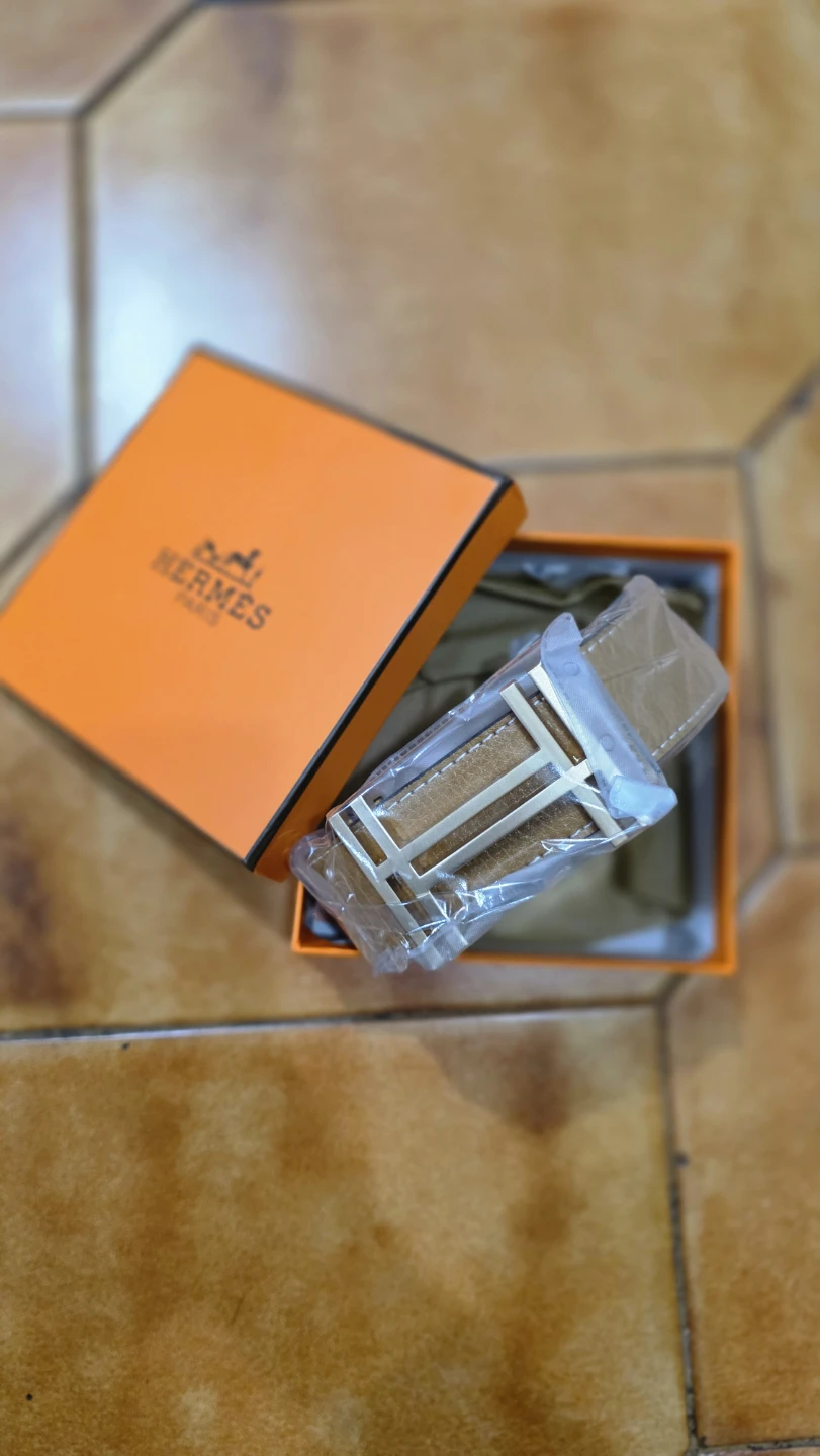 Paris Belt in Box