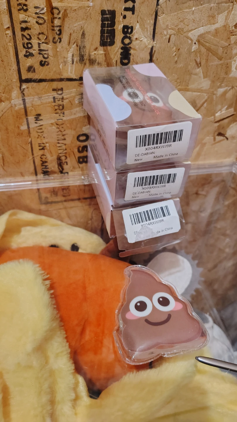 Reusable Hand Warmers - Cute Poop Emoji Design - photo 2