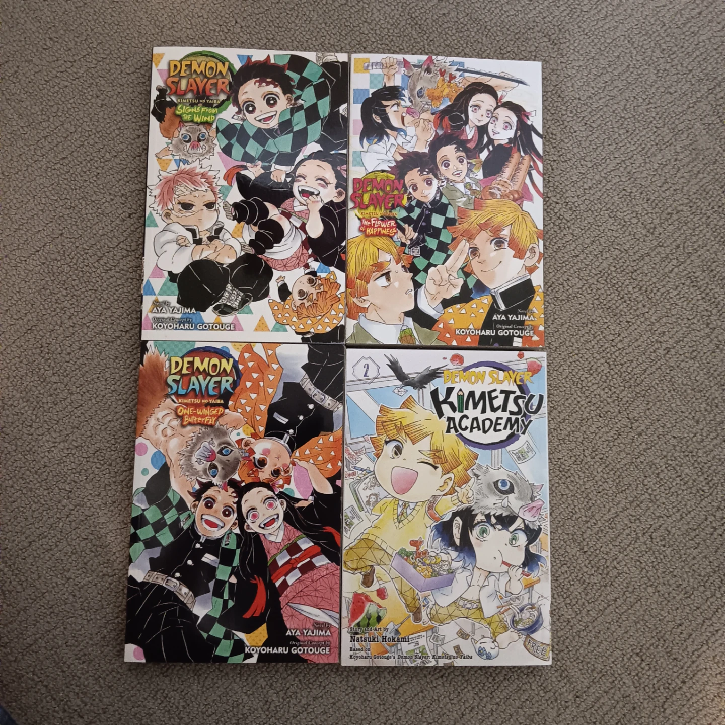 Manga collection, Demon slayer, Haikyu, and more! - photo 2