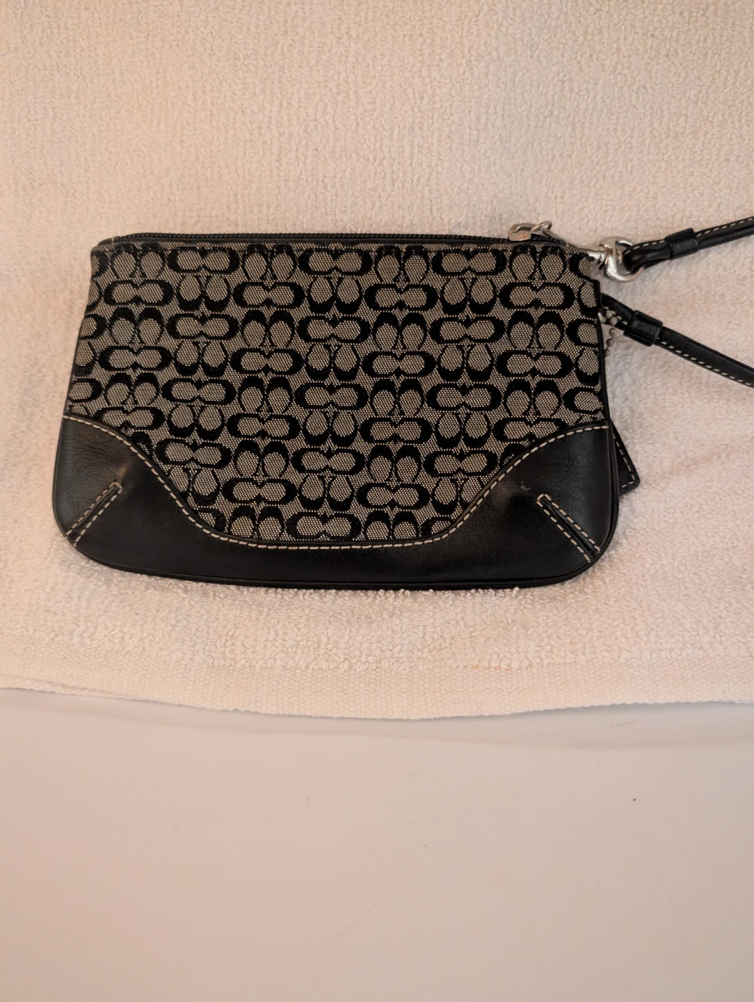 Coach Signature C Wristlet