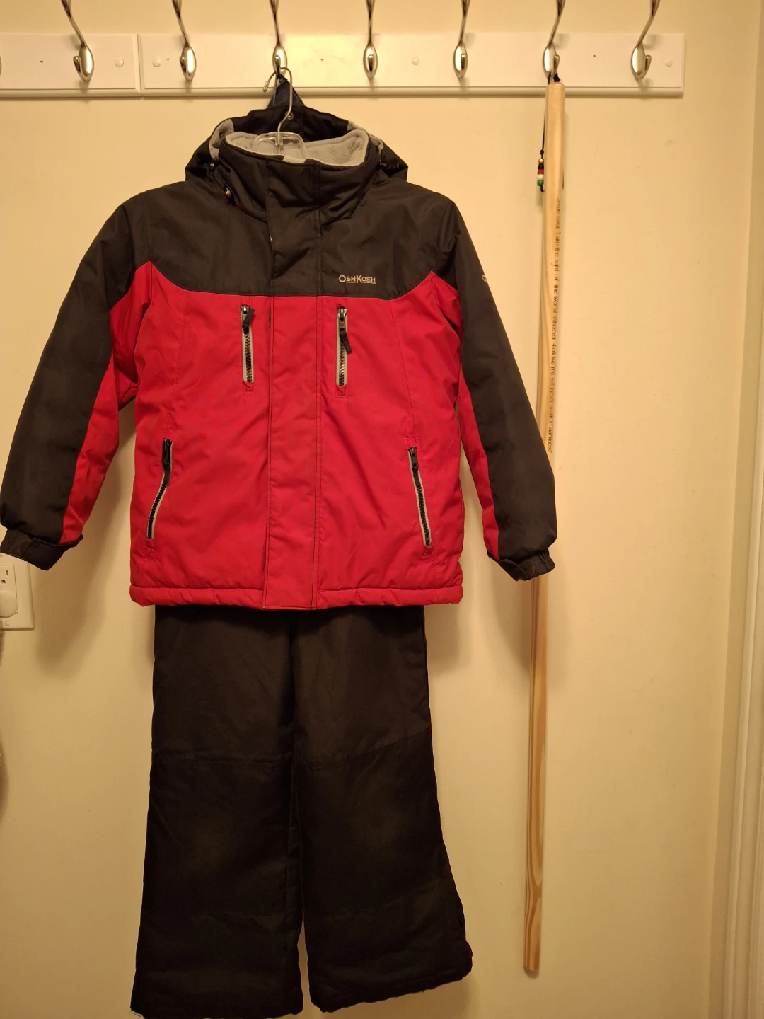 OshKosh B'gosh Ski Snowsuit Set Jacket Pants Red Black - photo 3