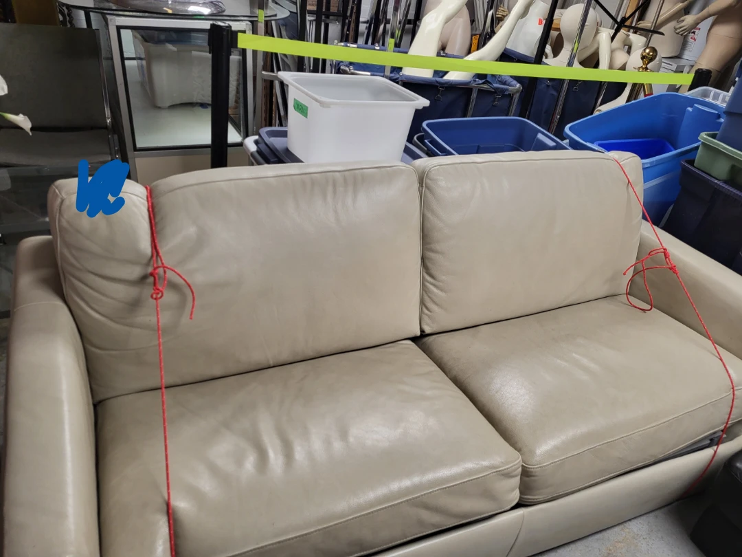 Cream Leather Loveseat Sofabed
