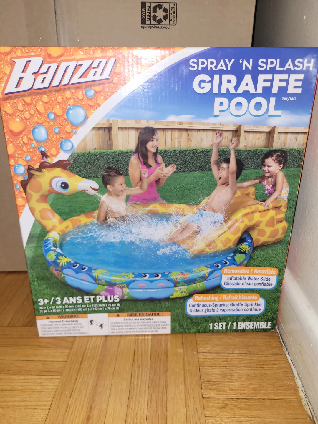 Banzai Spray 'n Splash Giraffe Pool with Inflatable Slide