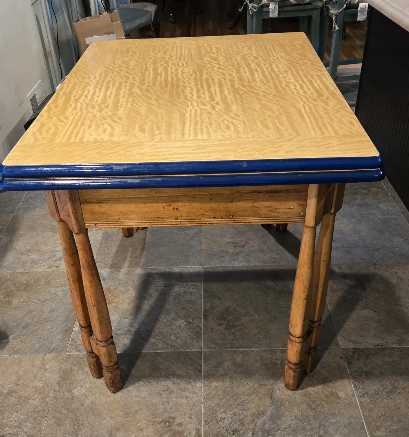 Vintage Enamel Extendable Table - photo 4