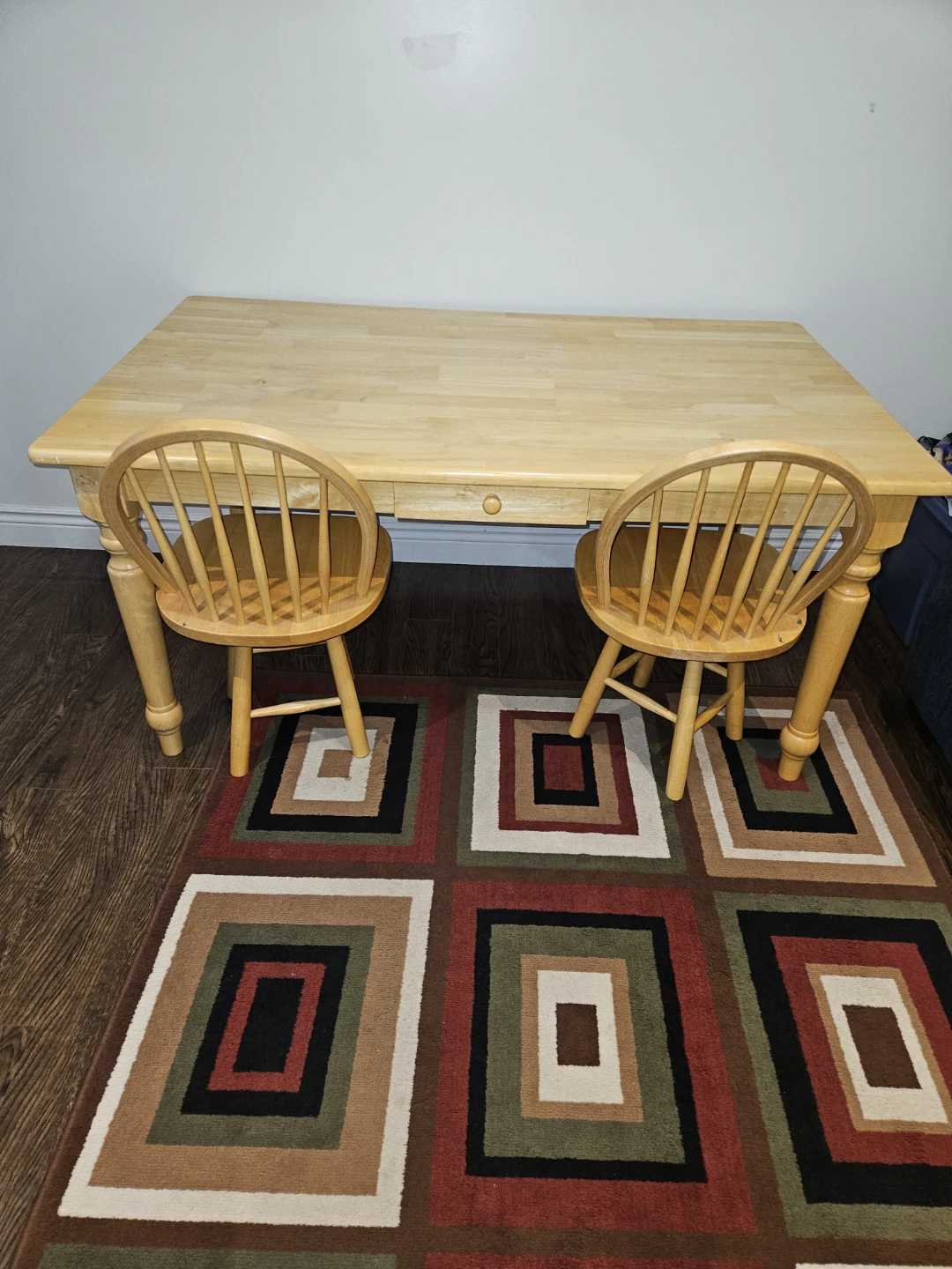 Pine wood Harvest table w/ 2 swivel chairs - photo 2
