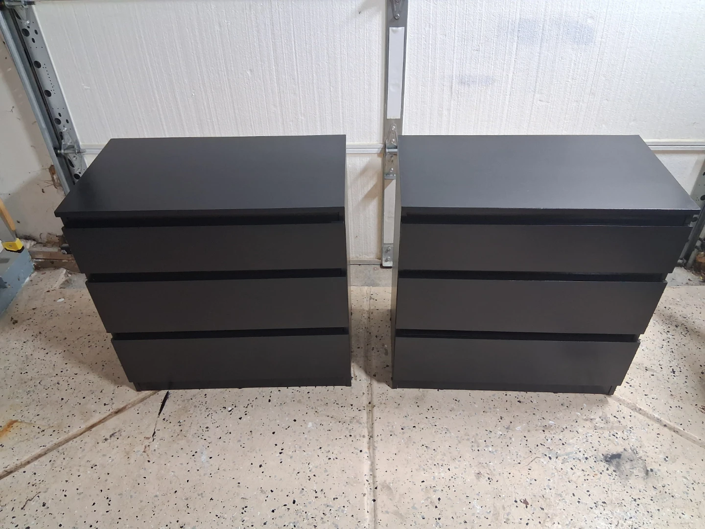 Pair of Black 3-Drawer Dressers/Nightstands - photo 4
