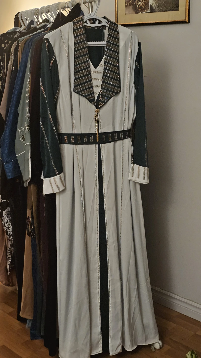 Abaya with Embellished Collar and Belt