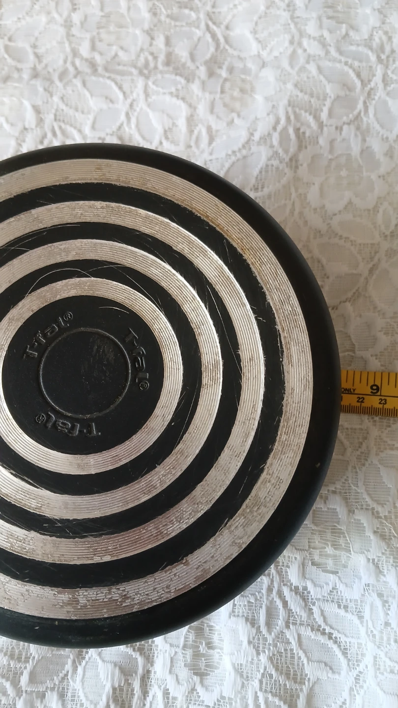 Collection of 3 T-fal cooking pots for $8.00 - photo 3