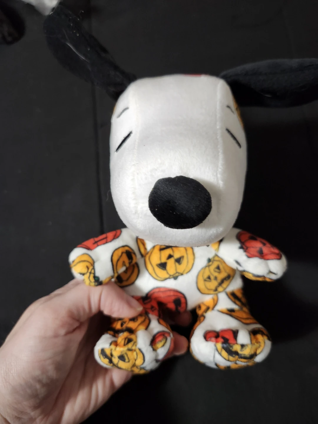 $10 hallmark snoopy 5"