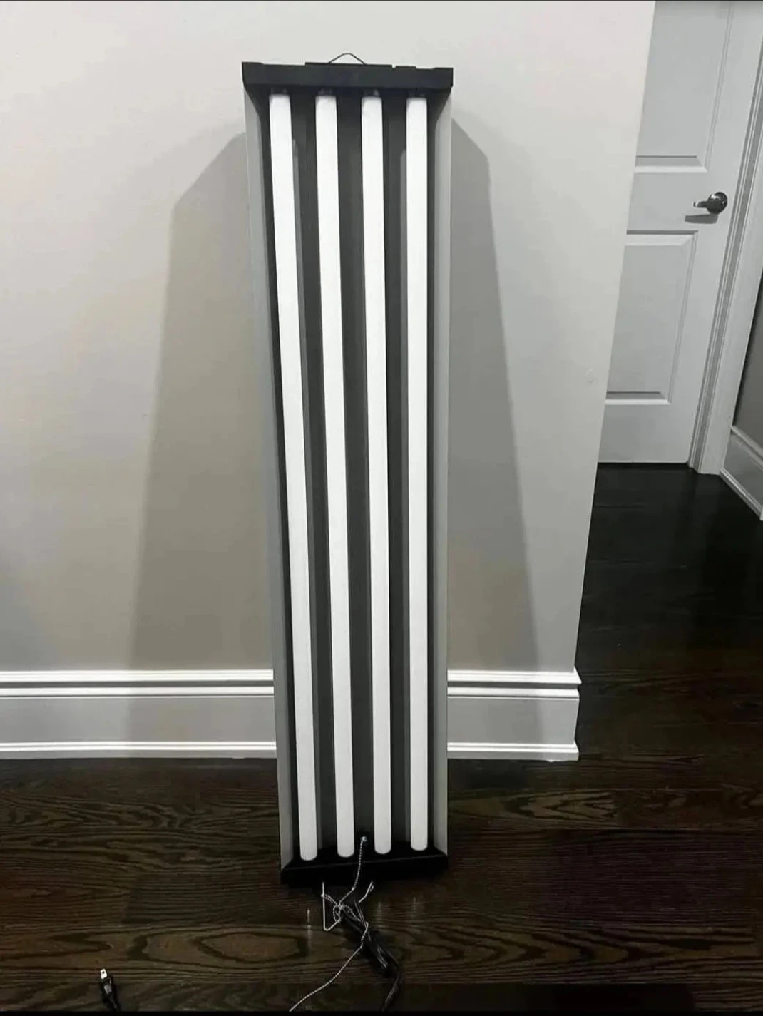 Commercial Electric 4FT 80W Fluorescent Light Fixture