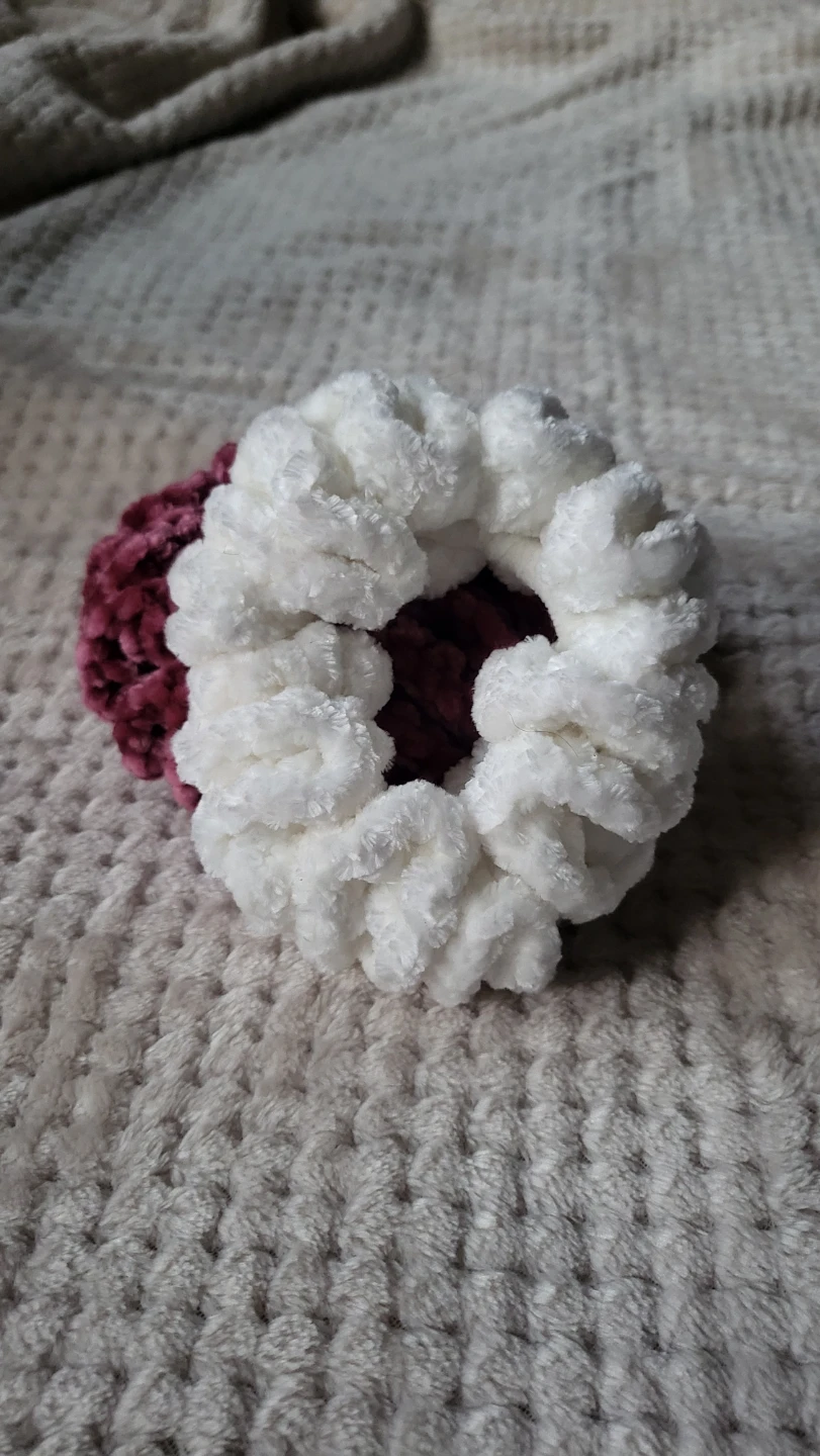 Velvet Scrunchies - Crocheted - photo 2