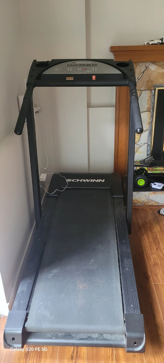 Schwinn 6110p Treadmill