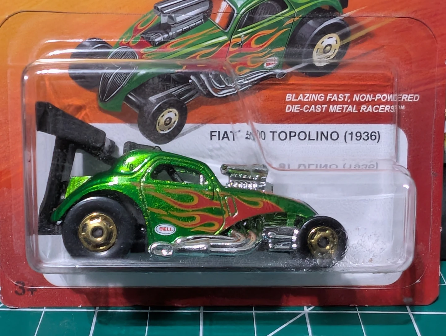 Hot Wheels Fiat 500 Topolino (1936) Die-Cast Metal Racer - photo 4