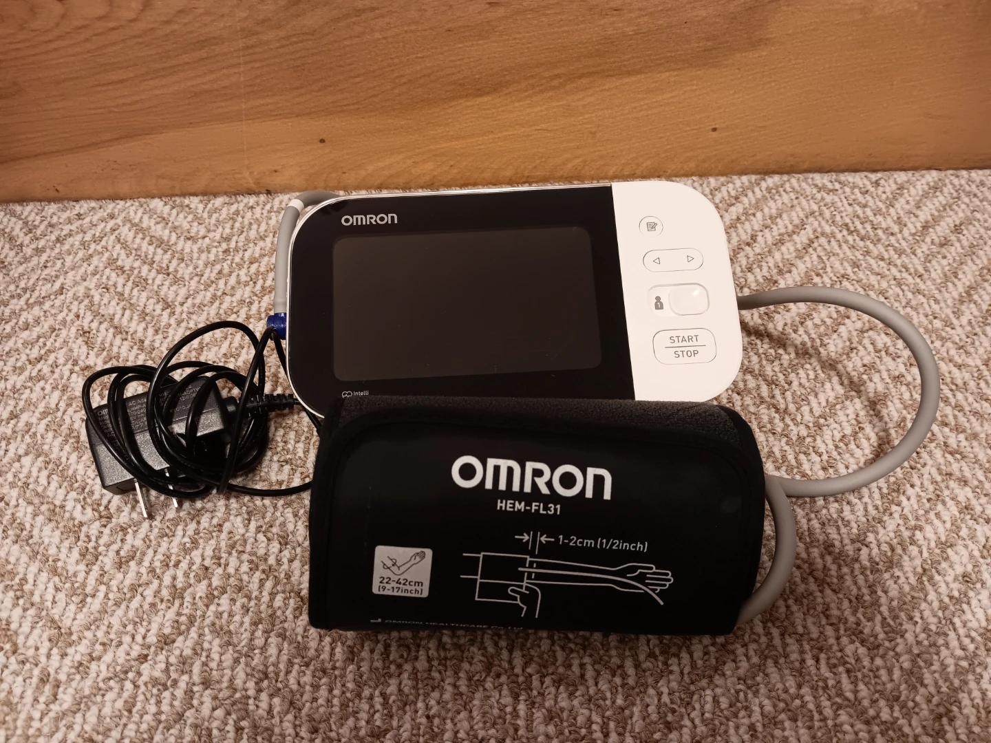Omron HEM-FL31 Blood Pressure Monitor - photo 3