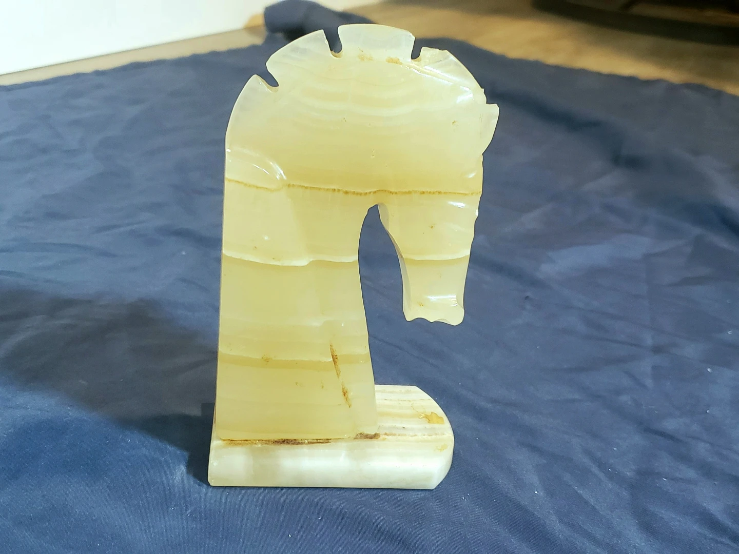 Mid-Century Modern Champagne Colour Marble Horse Head Bookends - photo 2