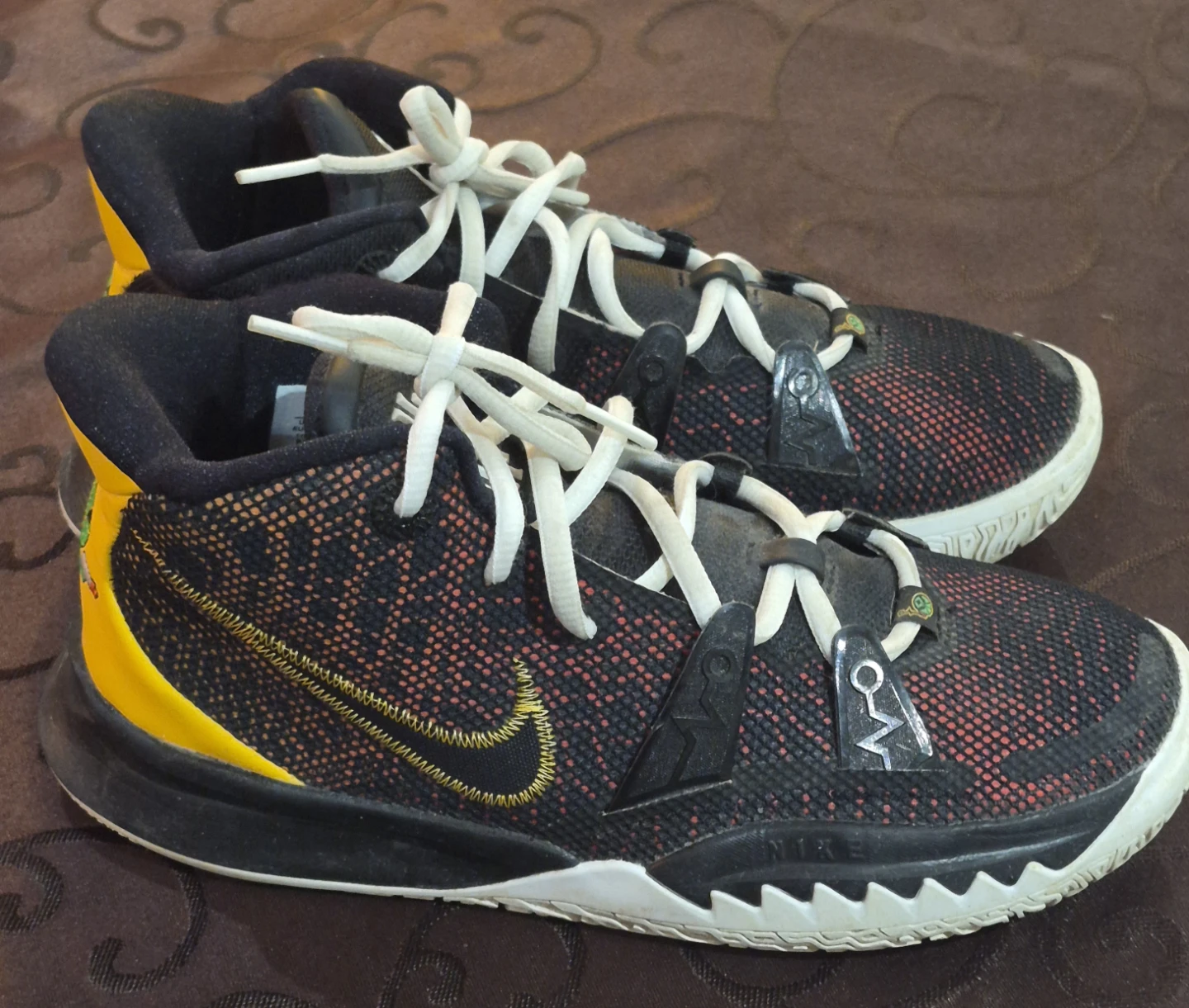 Nike Kyrie 7 TB Black Orange Youth Size 5Y Basketball Shoes