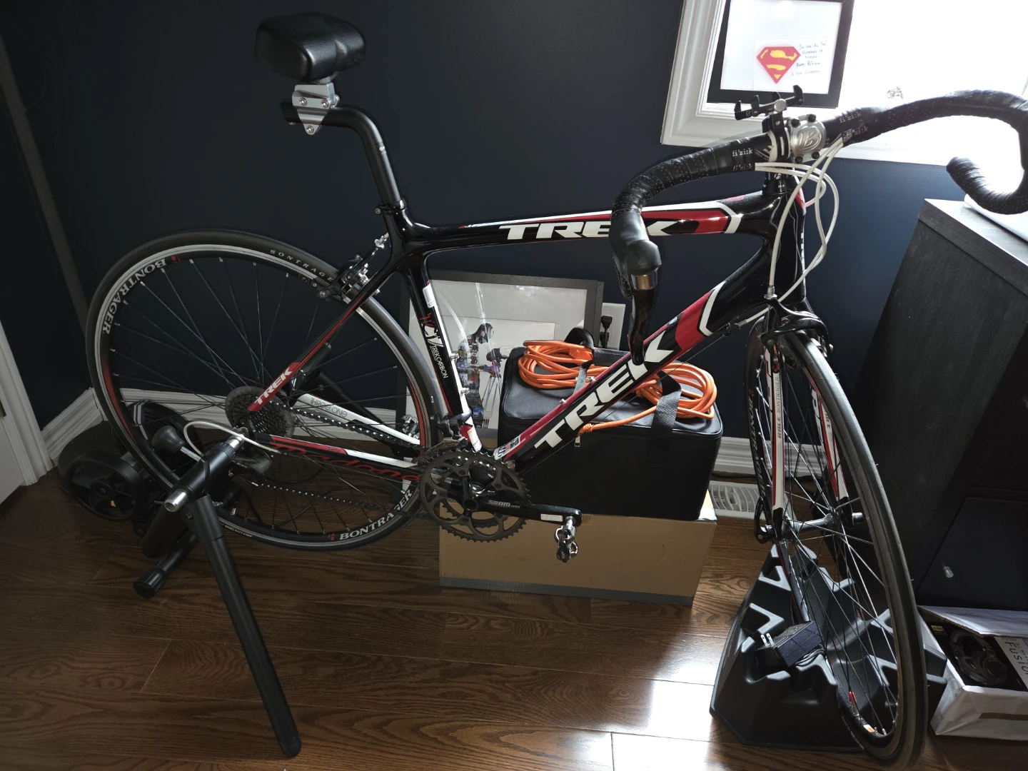 Trek Madone One Full Carbon Fiber Road Bike PLUS PRO TRAINER