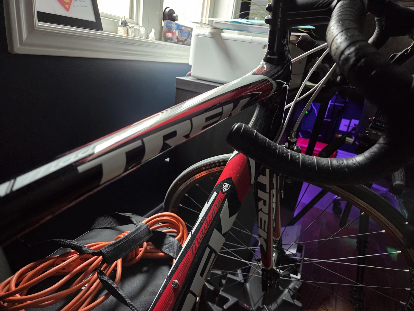 Trek Madone One Full Carbon Fiber Road Bike PLUS PRO TRAINER - photo 2