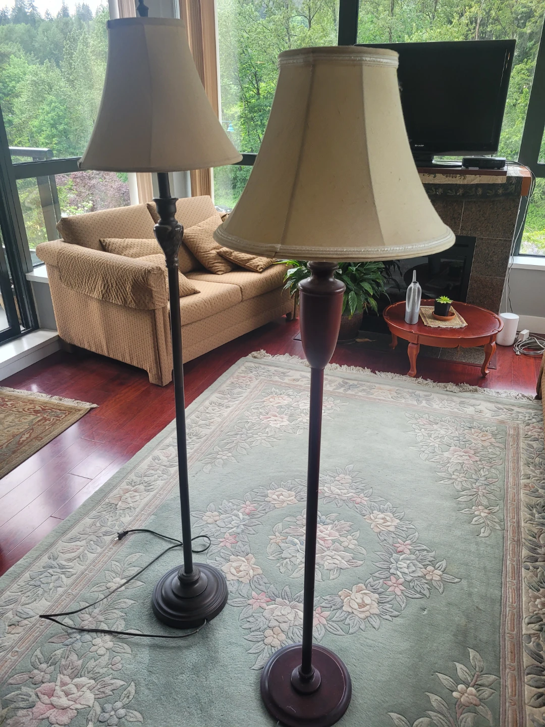LAMPS GALORE! - photo 2