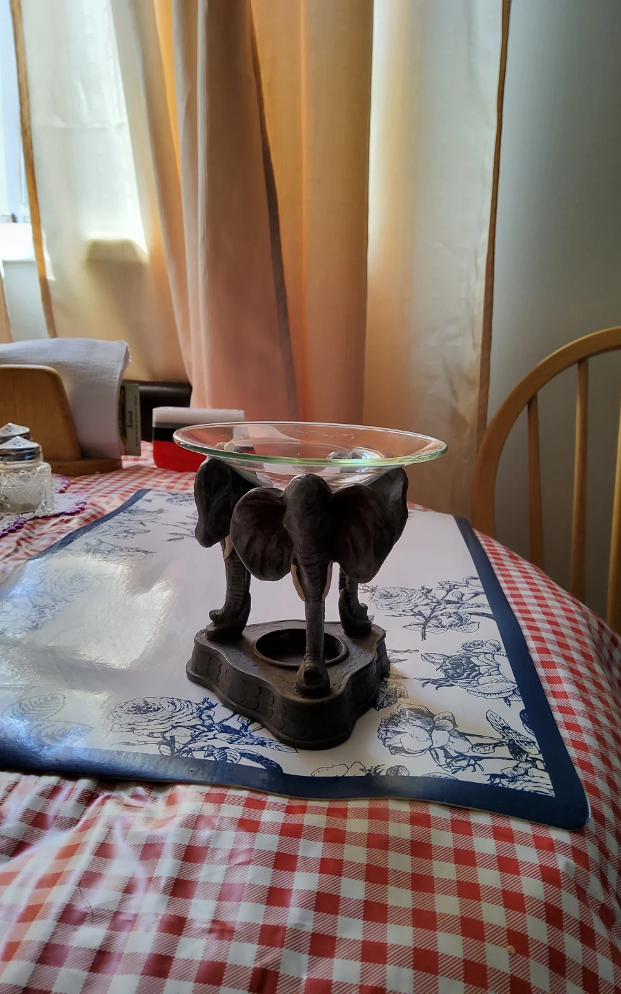 Elephant Oil Burner with Glass Dish