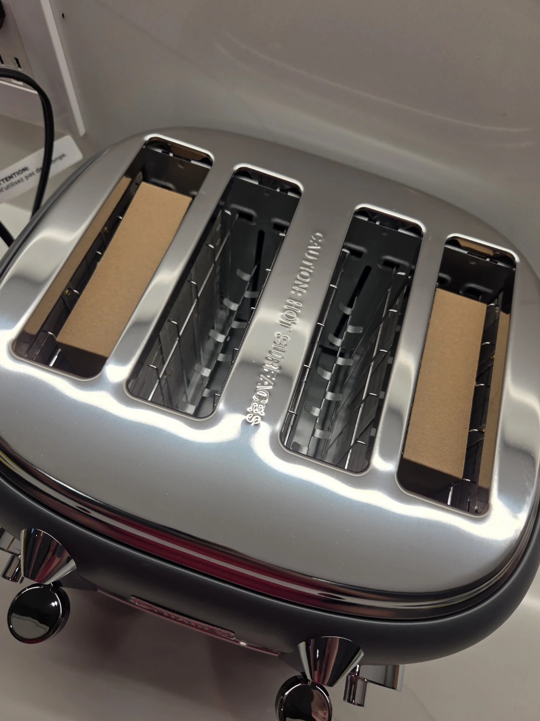 Haden 4-Slice Toaster - photo 3