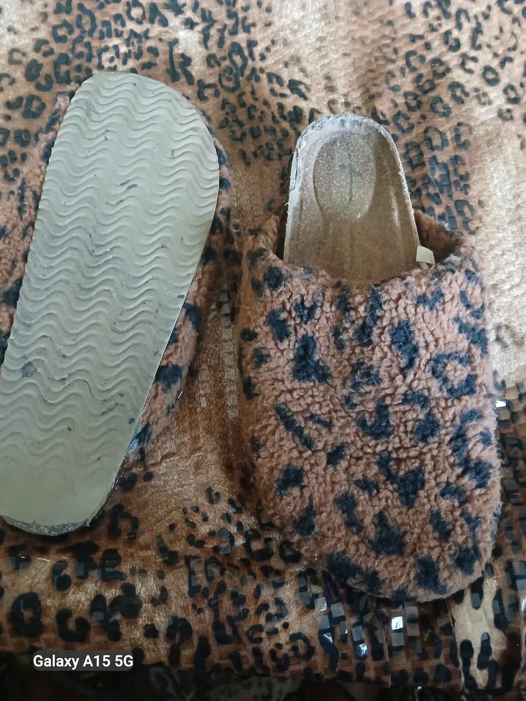 Cozy Leopard Print Fuzzy Slippers - photo 2