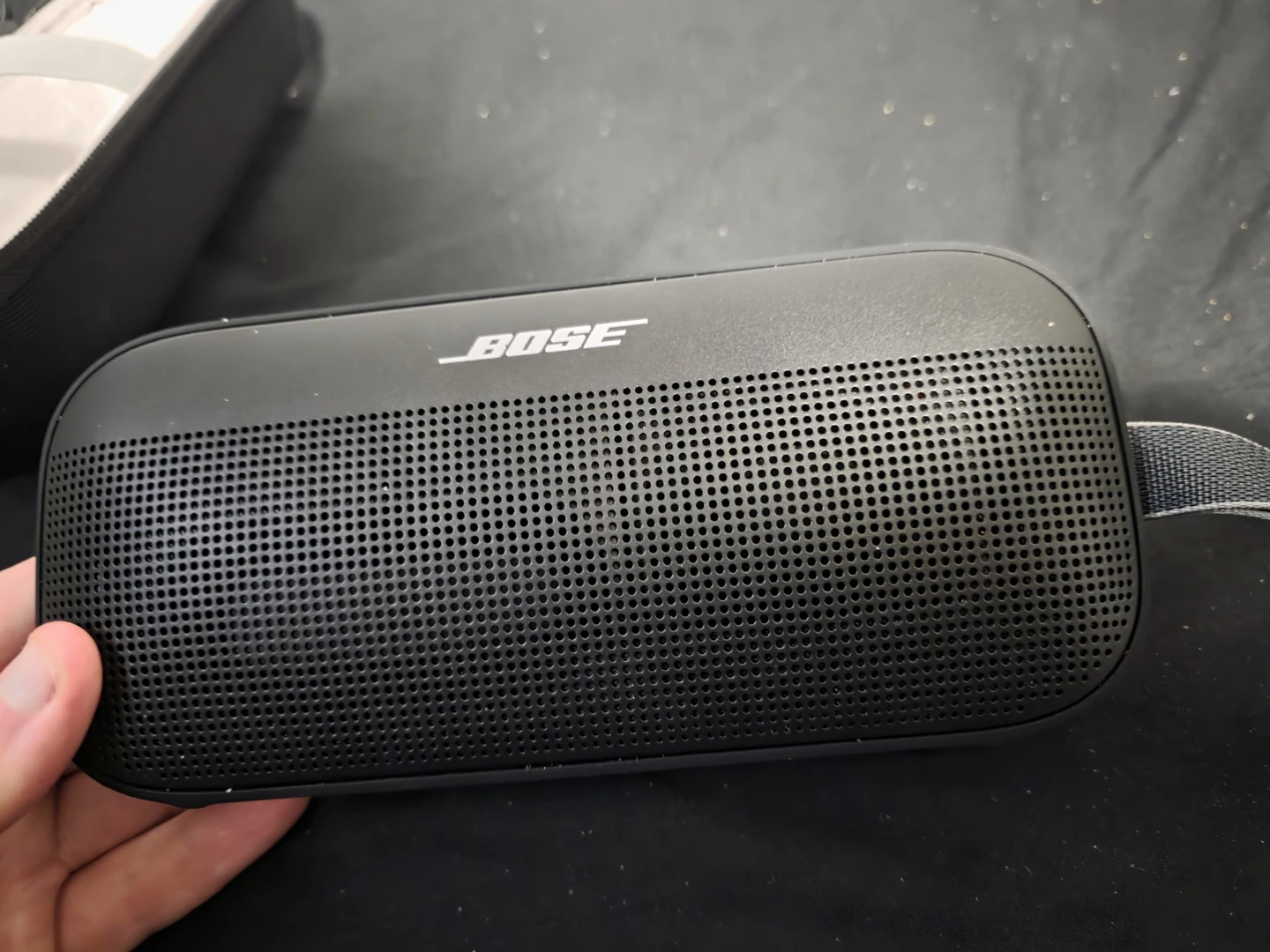 Bose SoundLink Flex Bluetooth Speaker (2nd Gen - photo 2