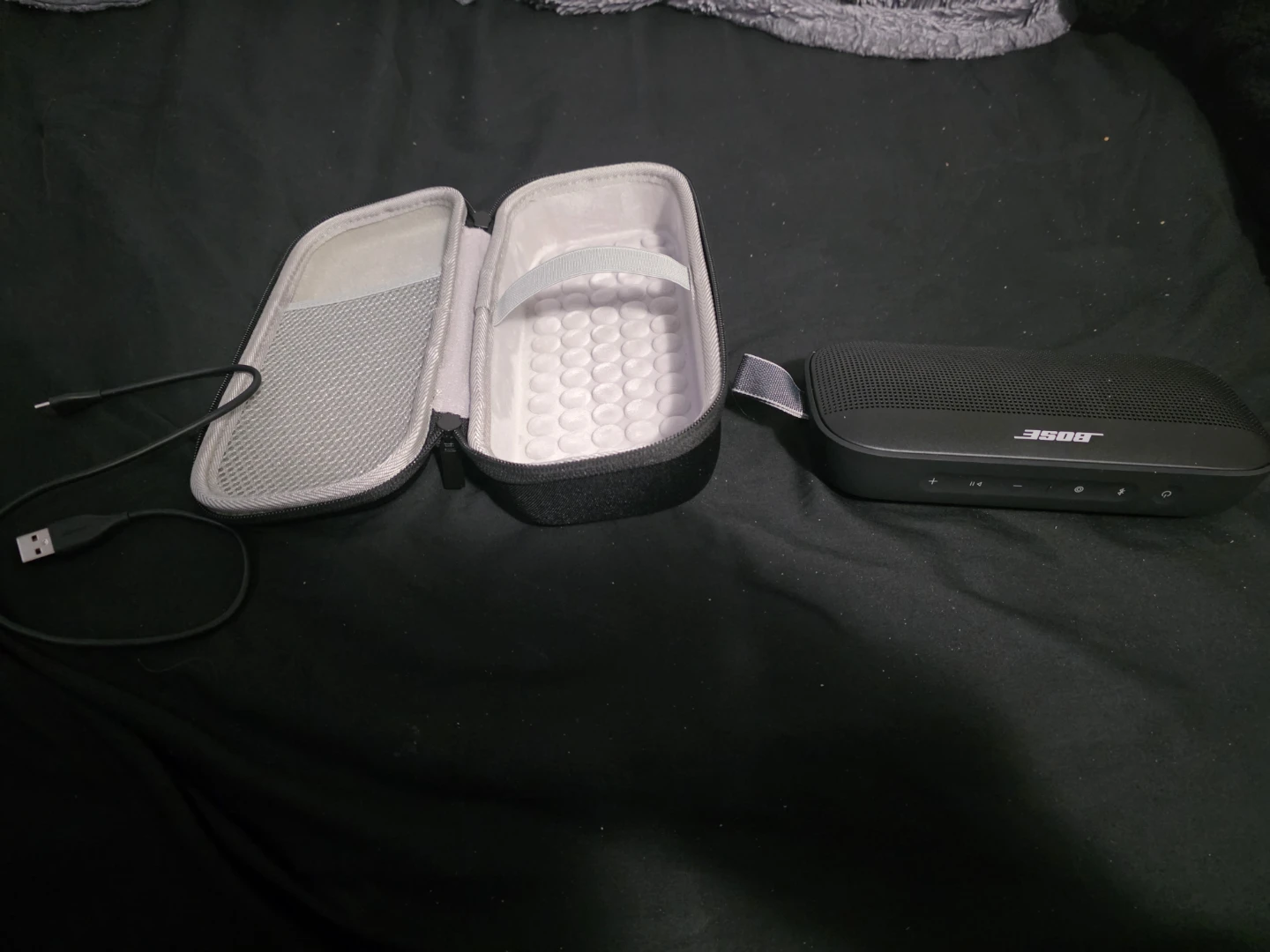 Bose SoundLink Flex Bluetooth Speaker (2nd Gen - photo 4