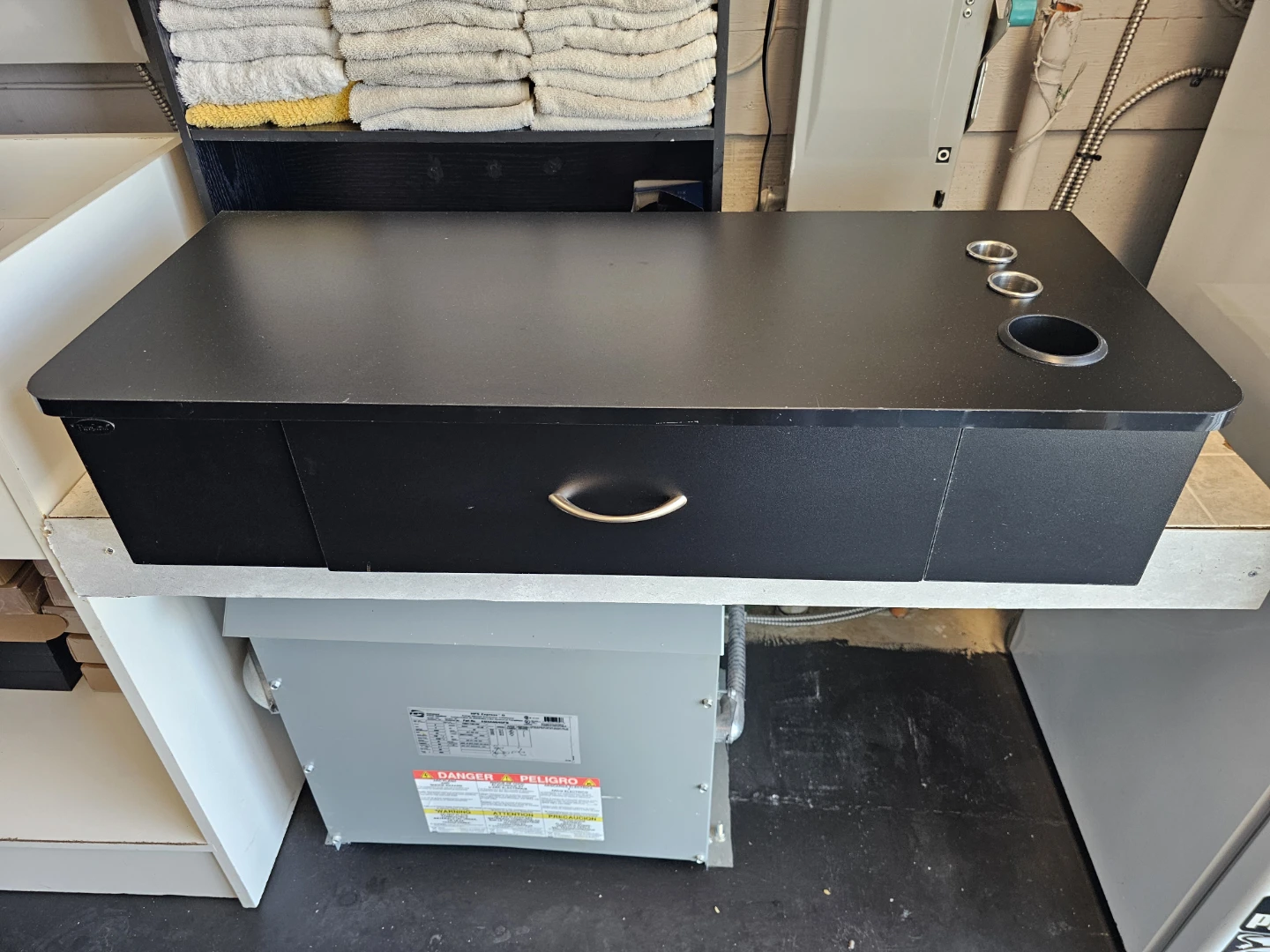 Black Barber Station with Drawer and Cup Holders - photo 2