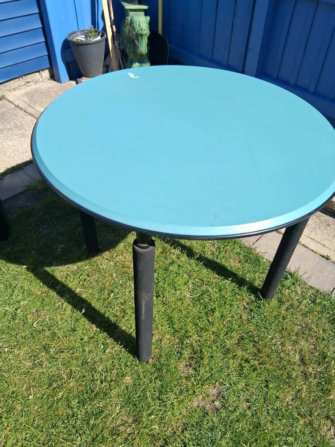 Round Teal Table
