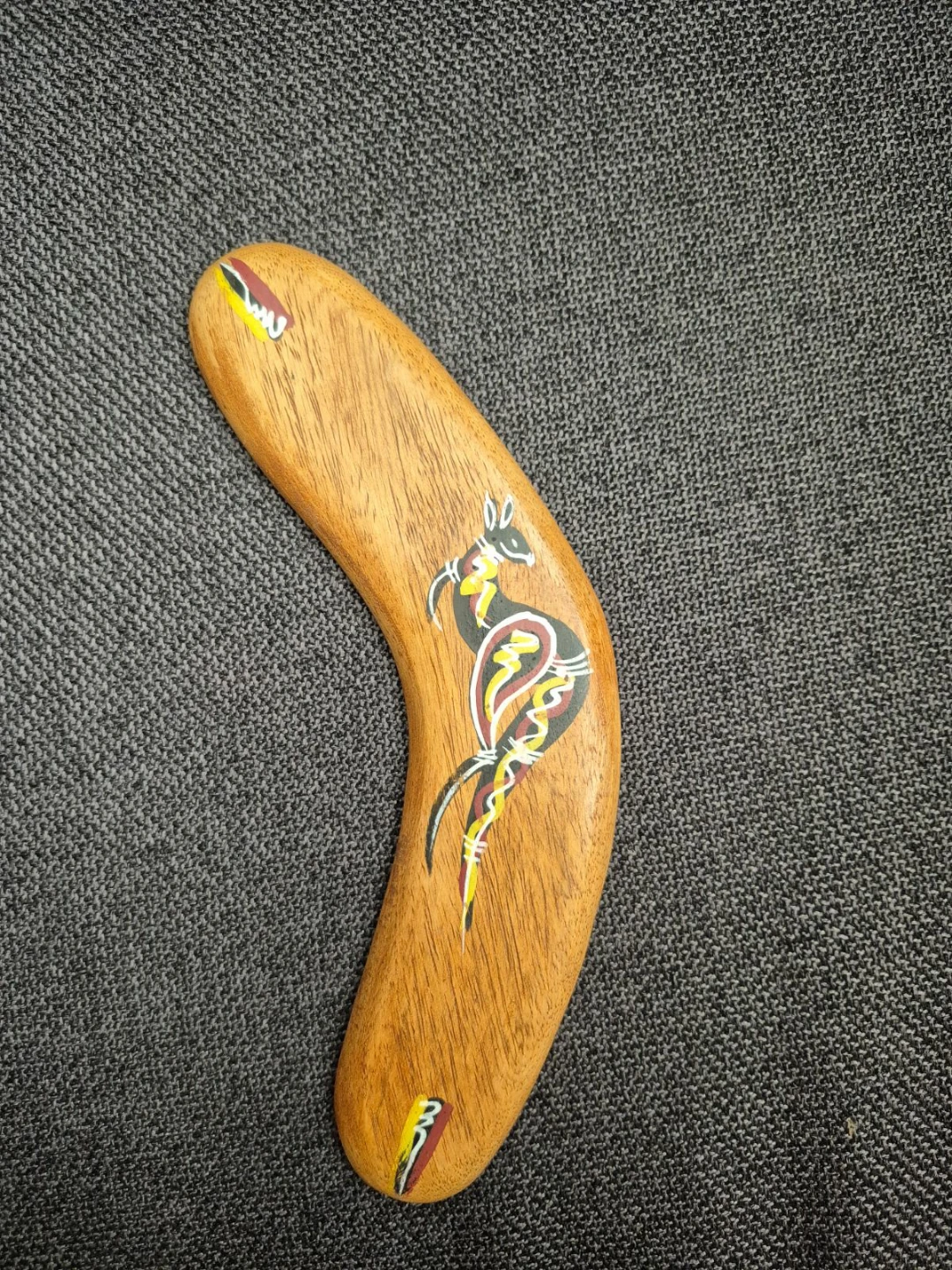 Wooden Boomerang with Kangaroo Design - 8" Diameter - photo 2