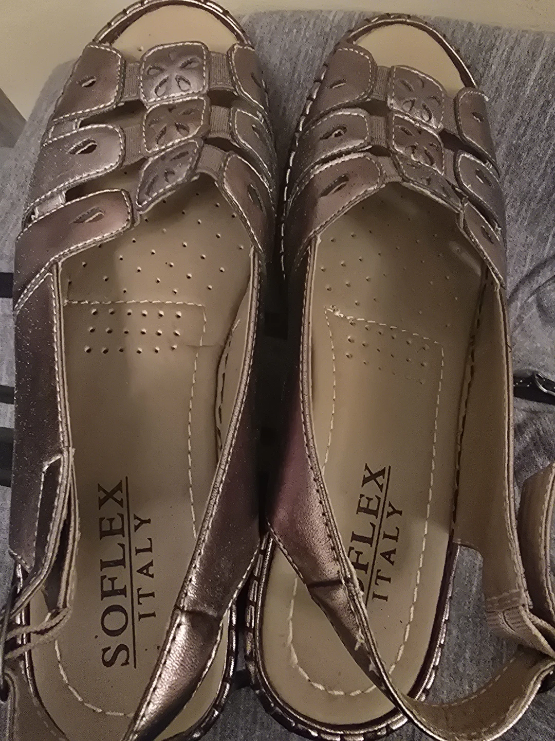 SOFLEX ITALY Women's Sandals Size 9
