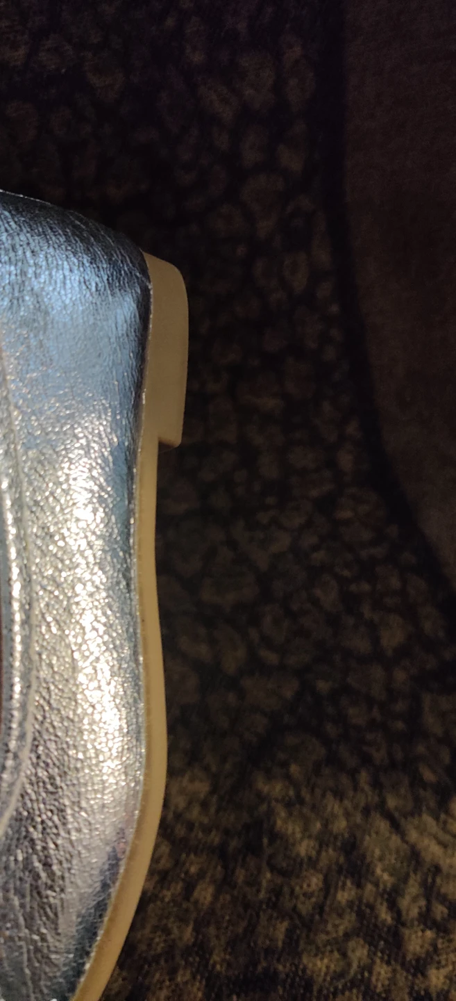 The Children's Place Silver Ballet Flats kids size 13 - photo 4