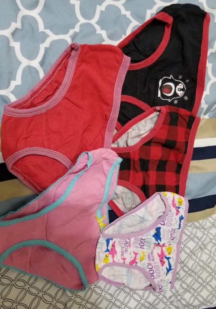 5 Girls' Underwear