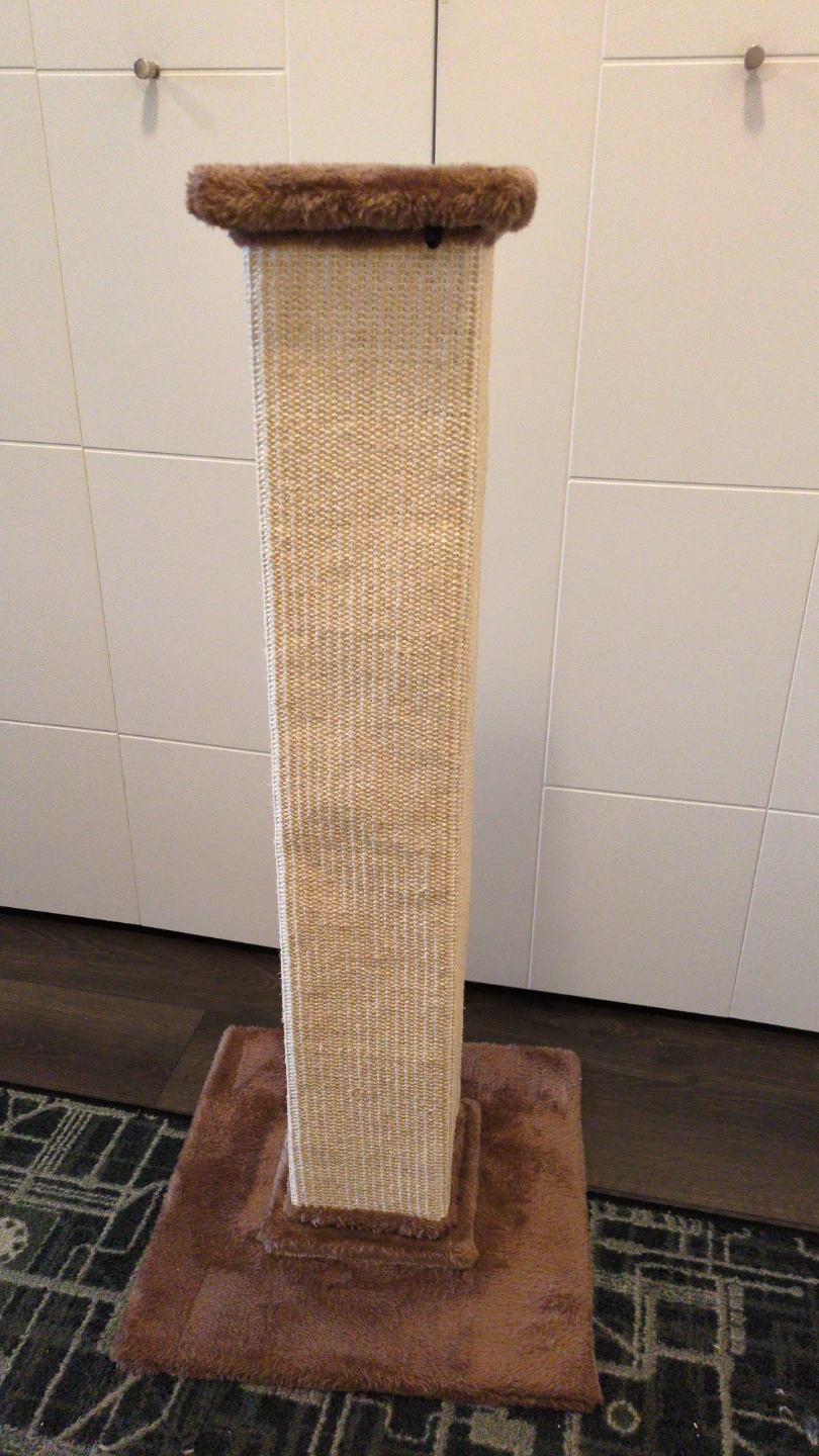 Cat Scratching Post Tower - photo 3