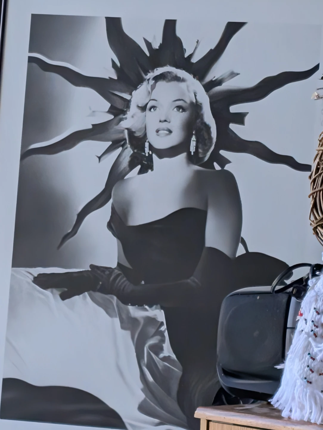 Marilyn Monroe Black and White framed Poster