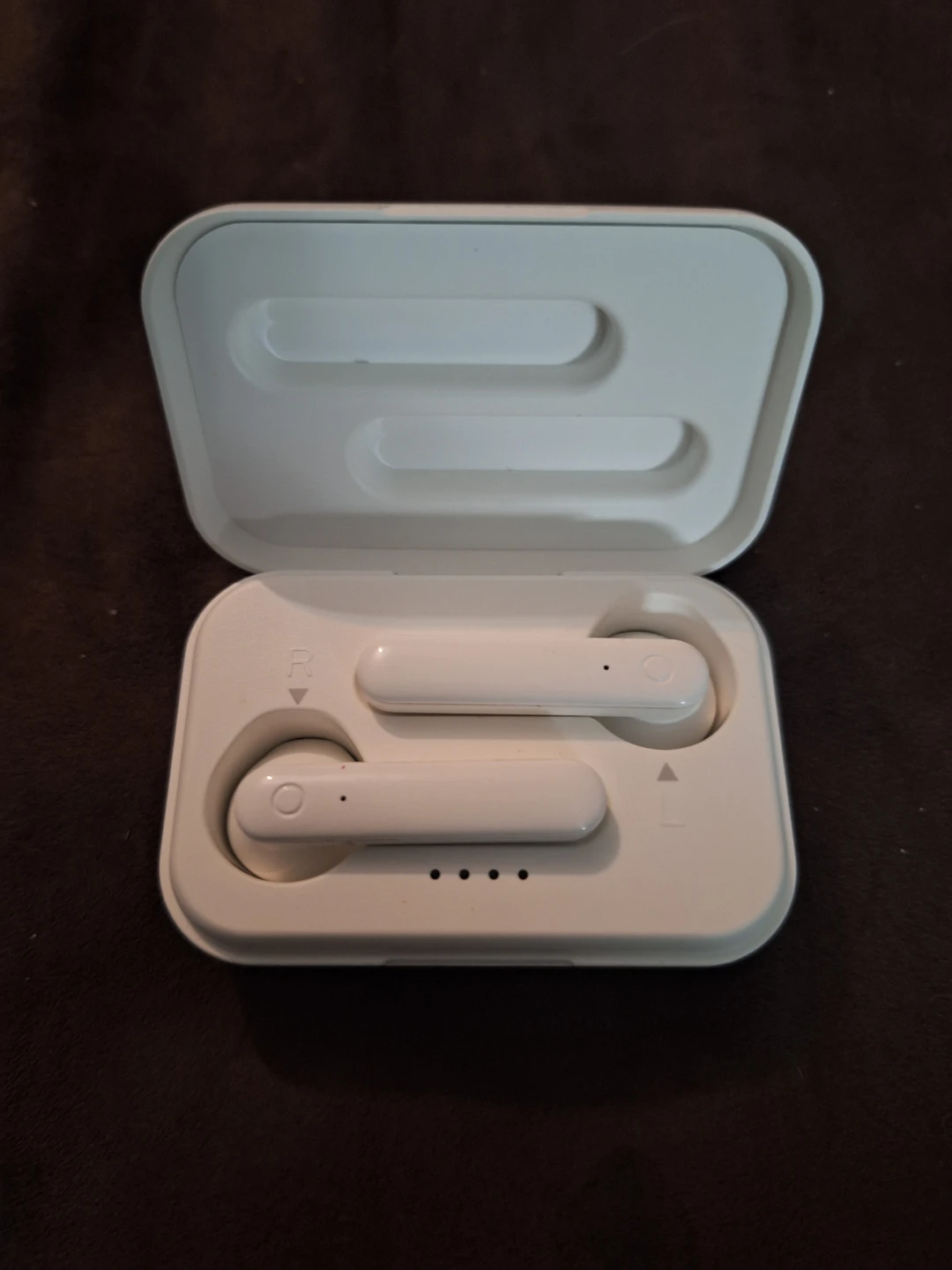 Blue Hive True Wireless Earbuds CTC-E026T 🎧 🎶🎵